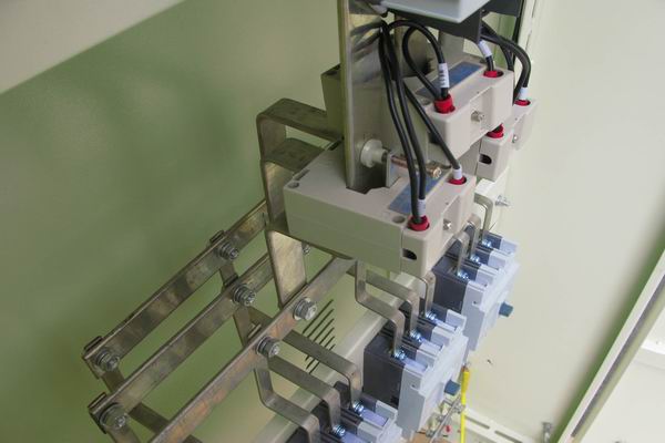 花垣控制箱-3683讲讲控制箱的使用特点